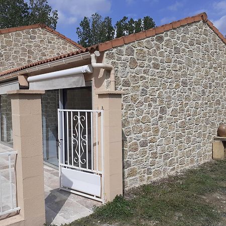 B&B Gite D'Ayran Saint Quentin la Poterie Bagian luar foto