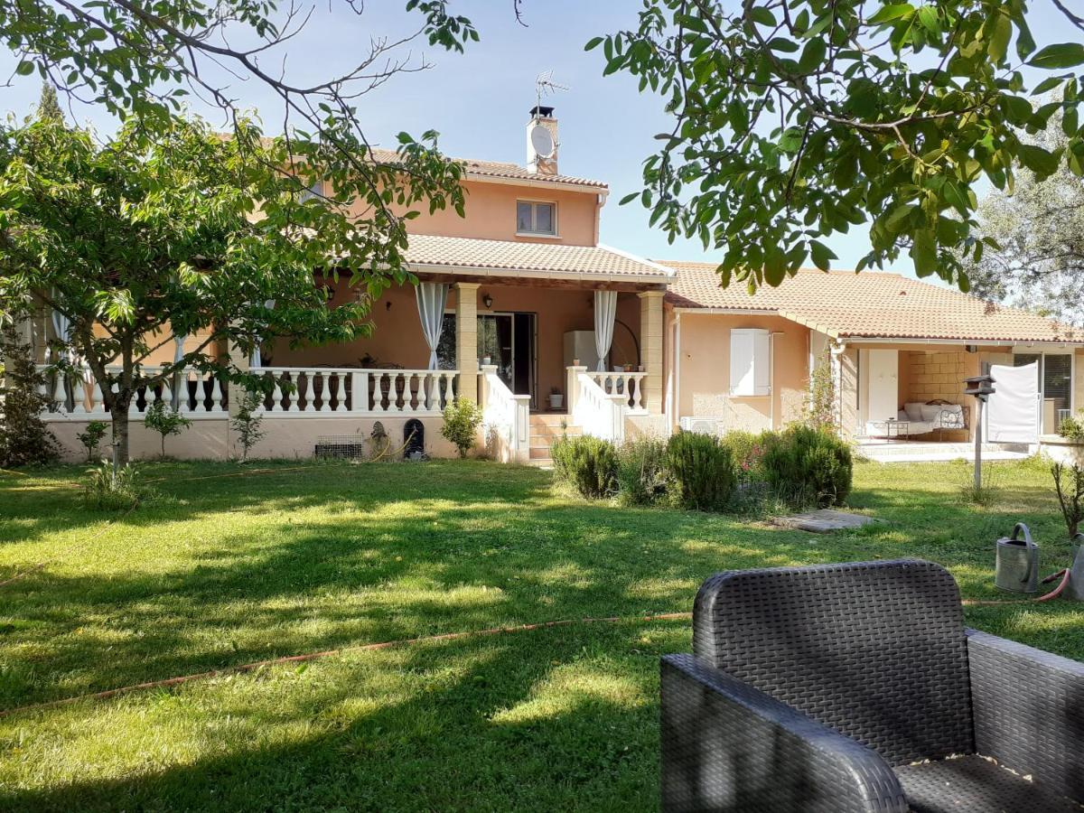 B&B Gite D'Ayran Saint Quentin la Poterie Bagian luar foto